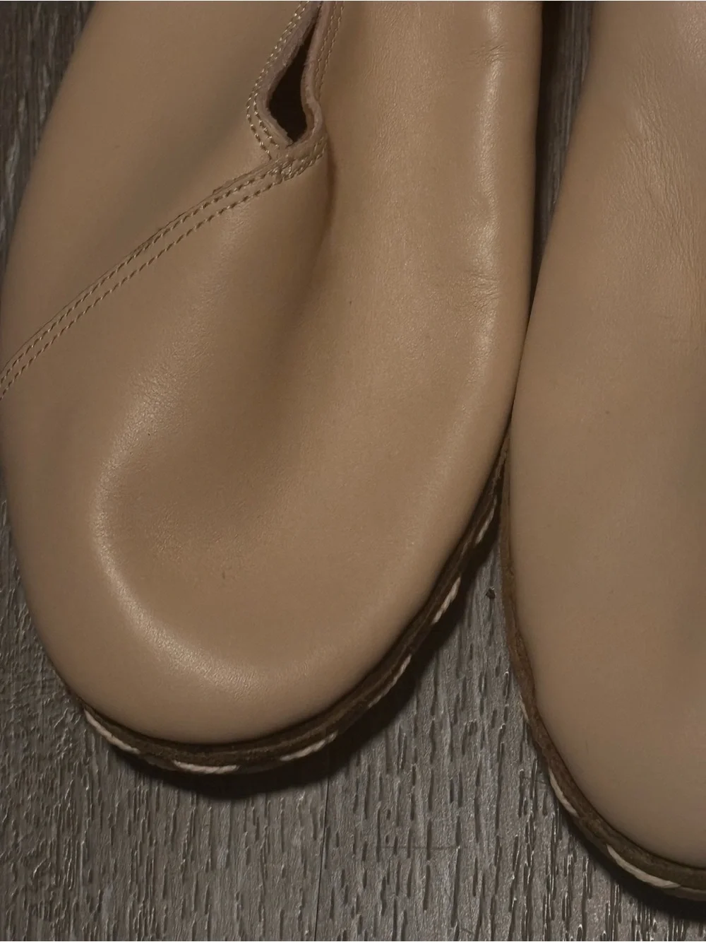 N/A comfortable beige